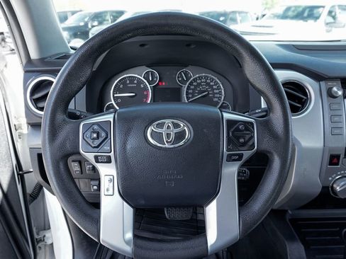 Used 2017 Toyota Tundra SR5 w/ SR5 Upgrade Package image 18