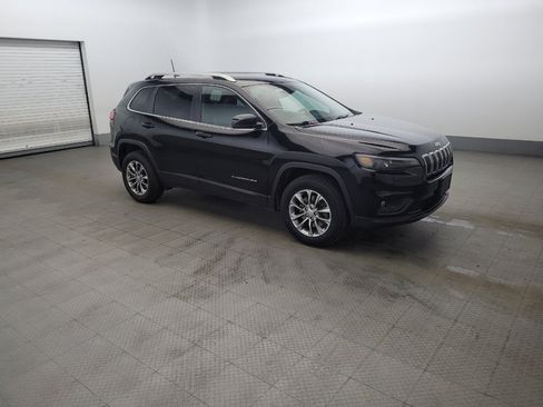 Used 2021 Jeep Cherokee Latitude Plus AWD/4WD image 11