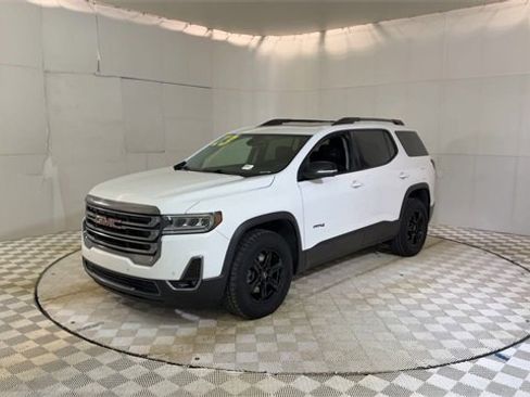 Used 2023 GMC Acadia AT4 image 4