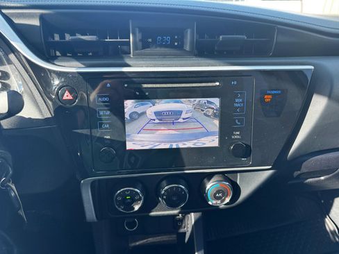 Used 2019 Toyota Corolla L FWD image 14