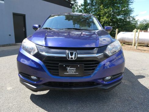 Used 2016 Honda HR-V EX image 2