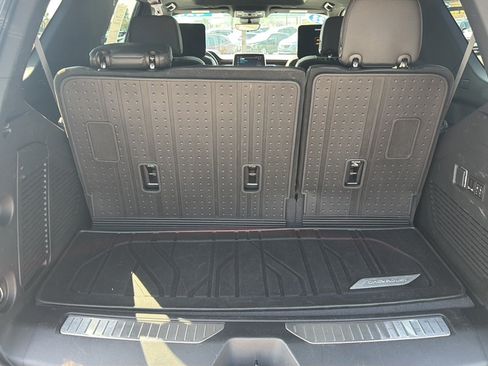 Used 2023 Chevrolet Tahoe High Country w/ Advanced Technology Package AWD/4WD image 22