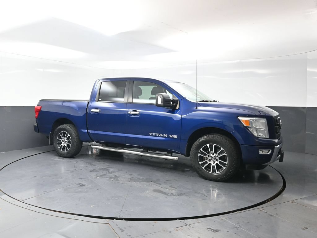 Used 2020 Nissan Titan SV w/ SV Convenience Package AWD/4WD image 5