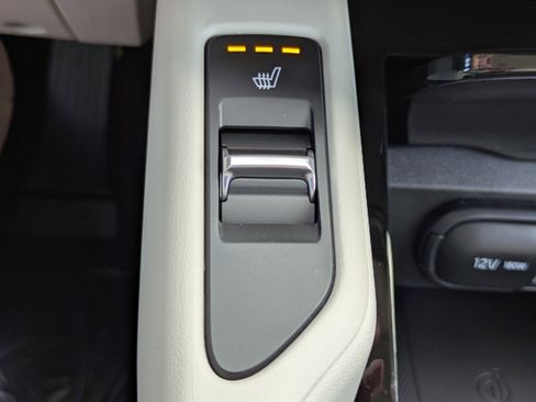 New 2025 Kia Telluride S image 30