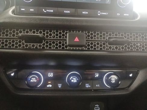 Certified 2025 Honda HR-V Sport image 24