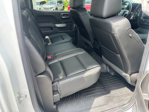 Used 2018 Chevrolet Silverado 1500 LTZ Z71 w/ Redline Edition AWD/4WD image 18