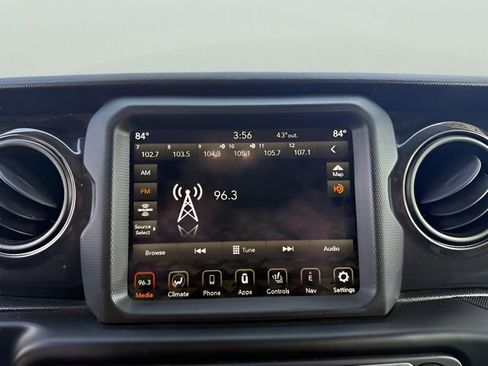 Used 2021 Jeep Wrangler Unlimited Sport image 16