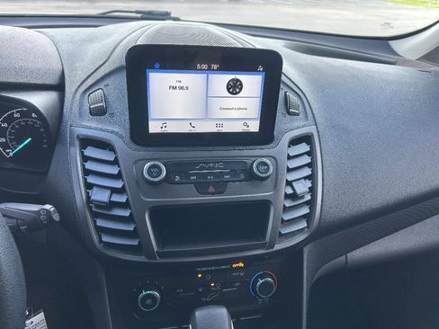 Used 2020 Ford Transit Connect XL image 12