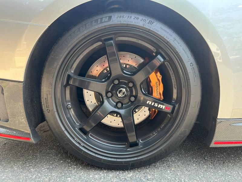 Used 2018 Nissan GT-R NISMO AWD/4WD image 35