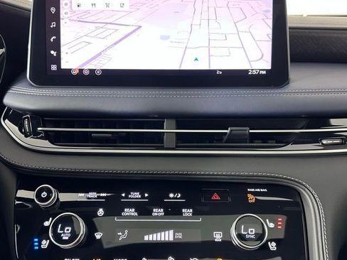 Certified 2026 INFINITI QX60 Sport w/ Dark Cargo Package AWD/4WD image 17