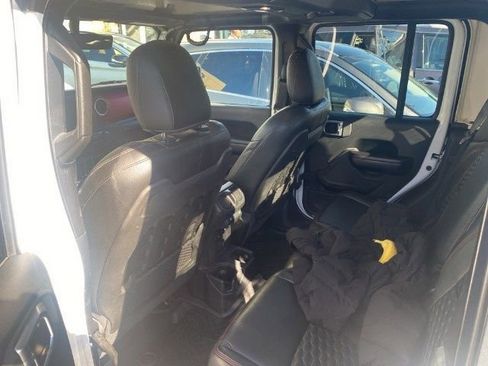 Used 2020 Jeep Gladiator Rubicon image 5