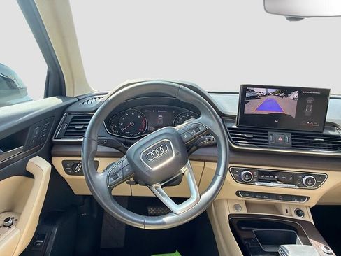 Used 2022 Audi Q5 2.0T Premium image 2