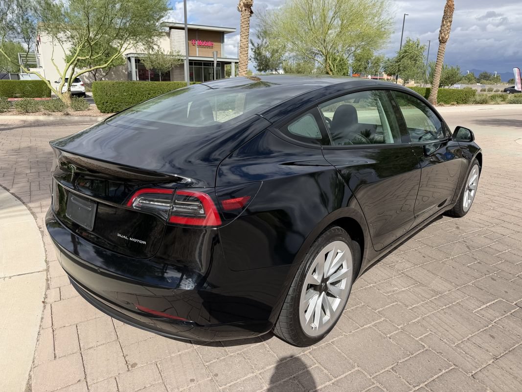 Used 2022 Tesla Model 3 Long Range AWD/4WD image 3