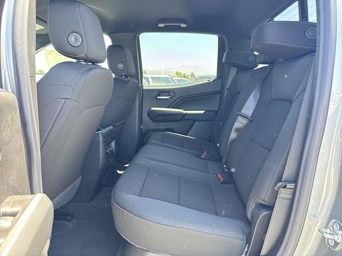 New 2026 GMC Canyon Elevation w/ LPO, Black Badging Package RWD image 23