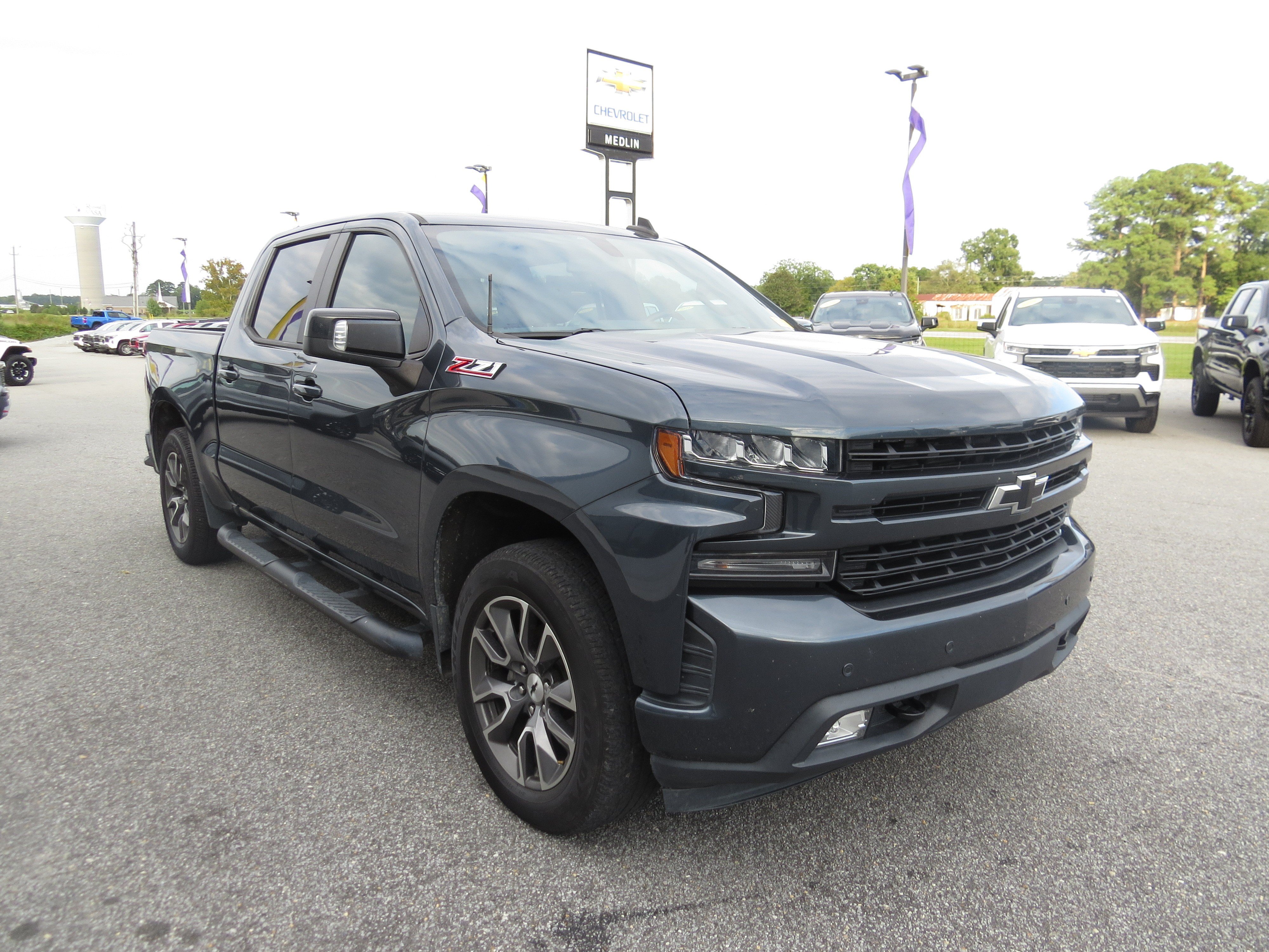 Used 2020 Chevrolet Silverado 1500 RST AWD/4WD image 24