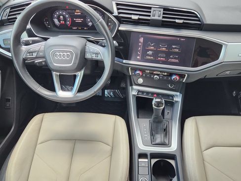 Used 2020 Audi Q3 2.0T Premium AWD/4WD image 27