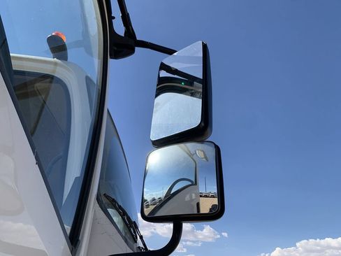 New 2024 Chevrolet Low Cab Forward 6500XD RWD image 25