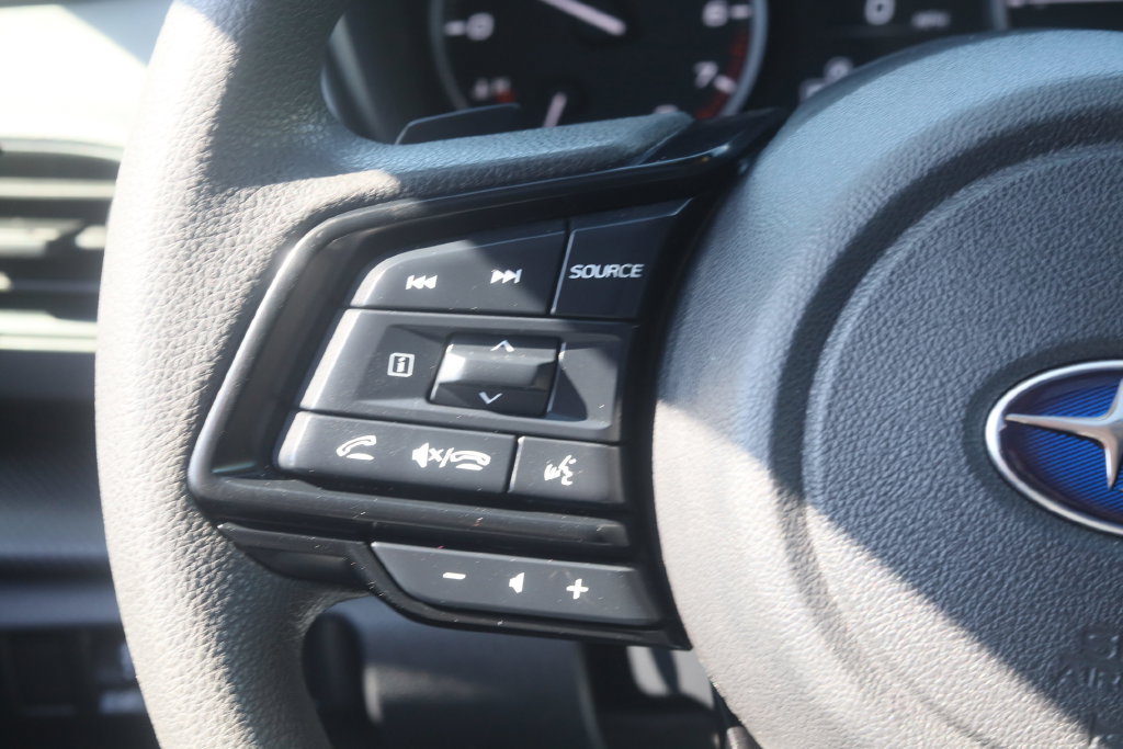 Used 2024 Subaru Crosstrek 2.0i Premium AWD/4WD image 9