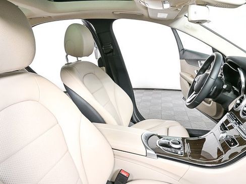 Used 2019 Mercedes-Benz C 300 Sedan image 21