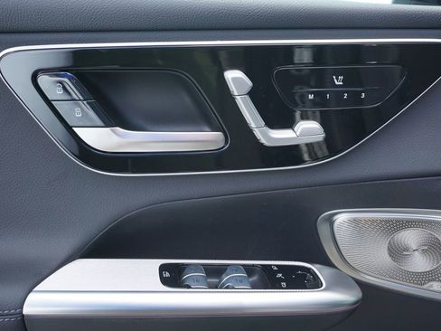 Certified 2025 Mercedes-Benz GLC 300 4MATIC image 22