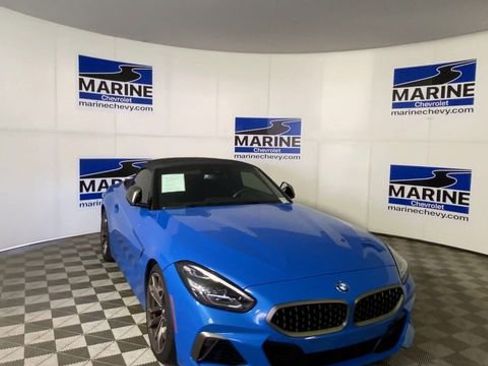 Used 2022 BMW Z4 M40i w/ Premium Package RWD image 4