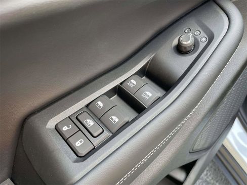 New 2025 Jeep Grand Cherokee L Limited w/ Luxury Tech Group II image 64