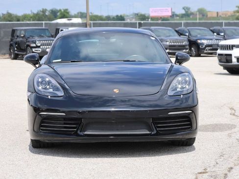 Used 2019 Porsche 718 Cayman RWD image 2