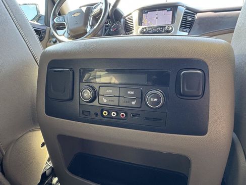 Used 2016 Chevrolet Suburban LT AWD/4WD image 31