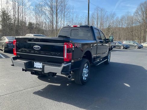 New 2026 Ford F250 Lariat w/ Chrome Package image 5