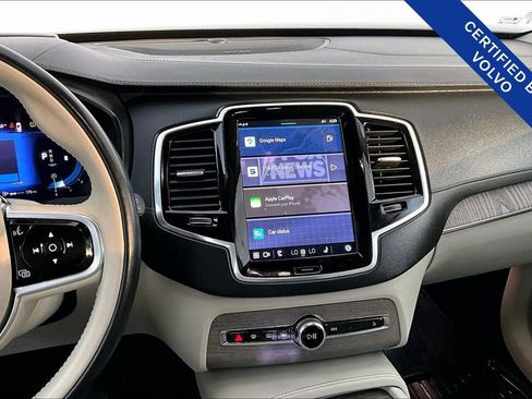 Used 2023 Volvo XC90 B6 Ultimate w/ Protection Package Premier image 8