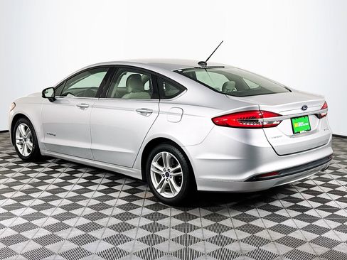 Used 2018 Ford Fusion S image 6