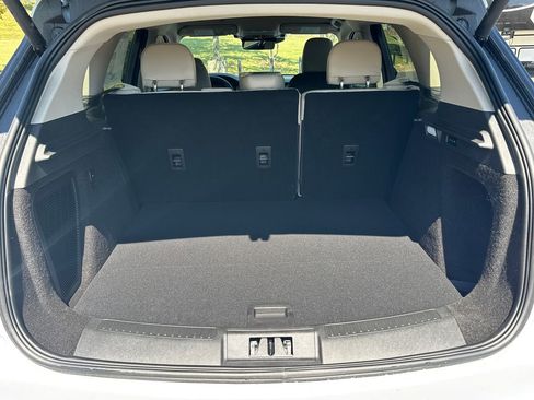 New 2026 Lincoln Corsair Premiere image 25