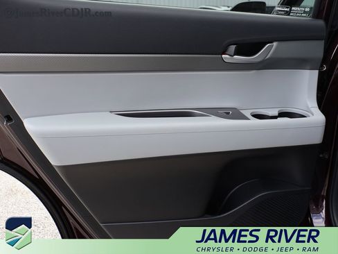 Used 2025 Hyundai Palisade SEL image 18