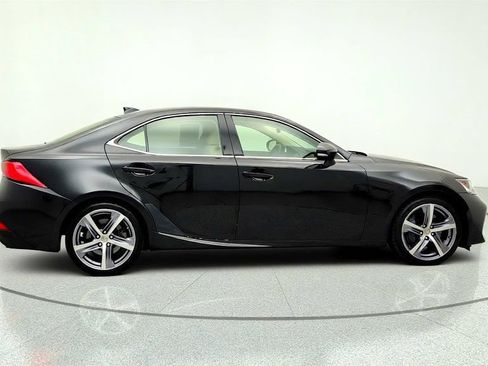 Used 2017 Lexus IS 200t w/ Navigation System Package RWD image 4