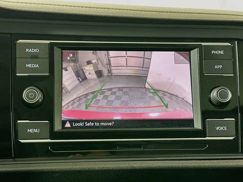 Certified 2023 Volkswagen Jetta SE w/ Panoramic Sunroof Package FWD image 12