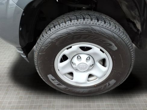 Used 2022 Toyota Tacoma SR image 15