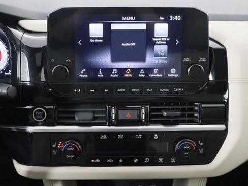 Used 2022 Nissan Pathfinder Platinum w/ Cargo Package FWD image 28