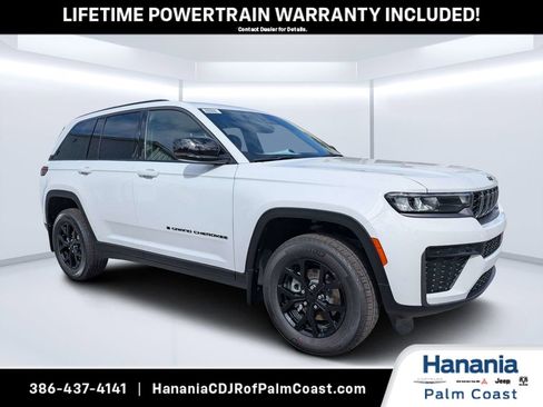 New 2026 Jeep Grand Cherokee Altitude AWD/4WD image 1