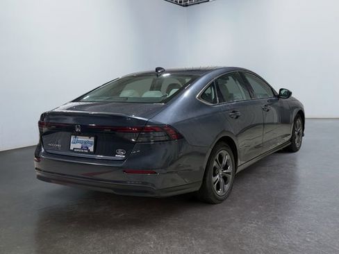 Used 2023 Honda Accord EX image 5