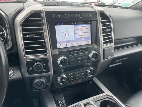 Used 2019 Ford F150 Platinum w/ Equipment Group 701A Luxury image 10