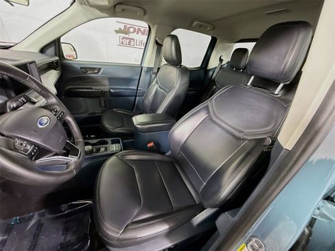 Used 2023 Ford Maverick Lariat w/ Equipment Group 500A Standard image 23