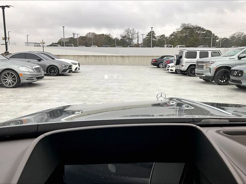 Used 2024 Mercedes-Benz Maybach S 580 Maybach S 580 image 31