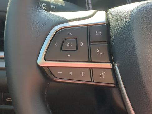 Used 2025 Toyota Grand Highlander FWD image 24