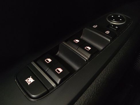 Used 2019 Kia Forte LXS FWD image 27