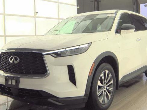 Used 2023 INFINITI QX60 Pure image 1