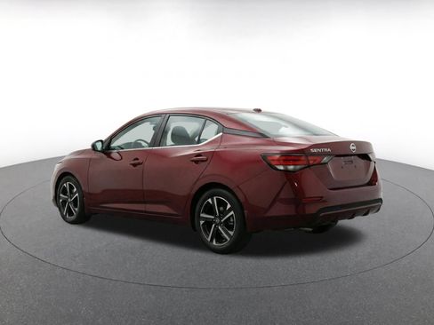 Used 2025 Nissan Sentra SV FWD image 5