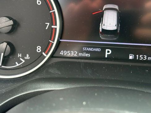 Used 2024 Nissan Rogue SV FWD image 4