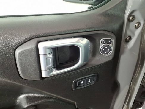 Used 2022 Jeep Wrangler Unlimited Sport AWD/4WD image 14