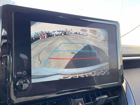 Used 2023 Toyota Corolla LE image 28