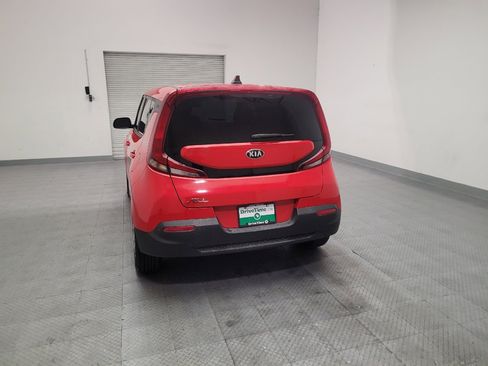 Used 2020 Kia Soul LX FWD image 6